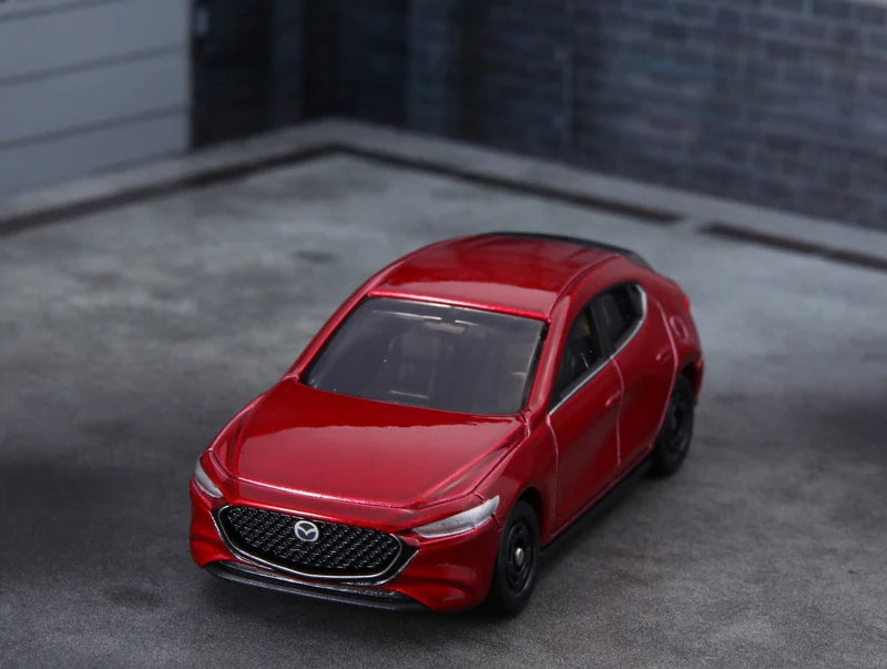 Voiture miniature de collection Mazda 3 Compact BP 4ᵉ génération 2019 - 2025