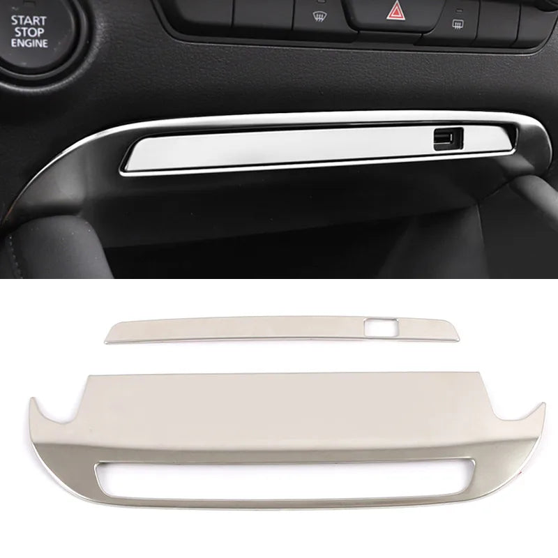 Baguette de Console Centrale Inox avec Contour USB – Mazda 3 BP