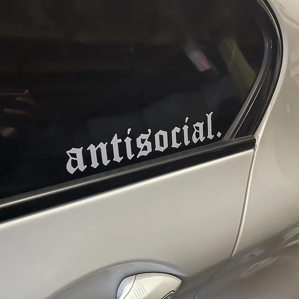 Sticker « antisocial. » Lettrage Gothique pour Voiture – Mazda