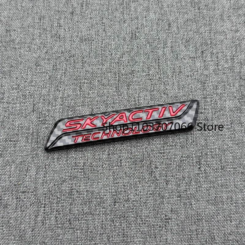 Badge SKYACTIV 3D Chromé ou Noir pour Hayon – Mazda